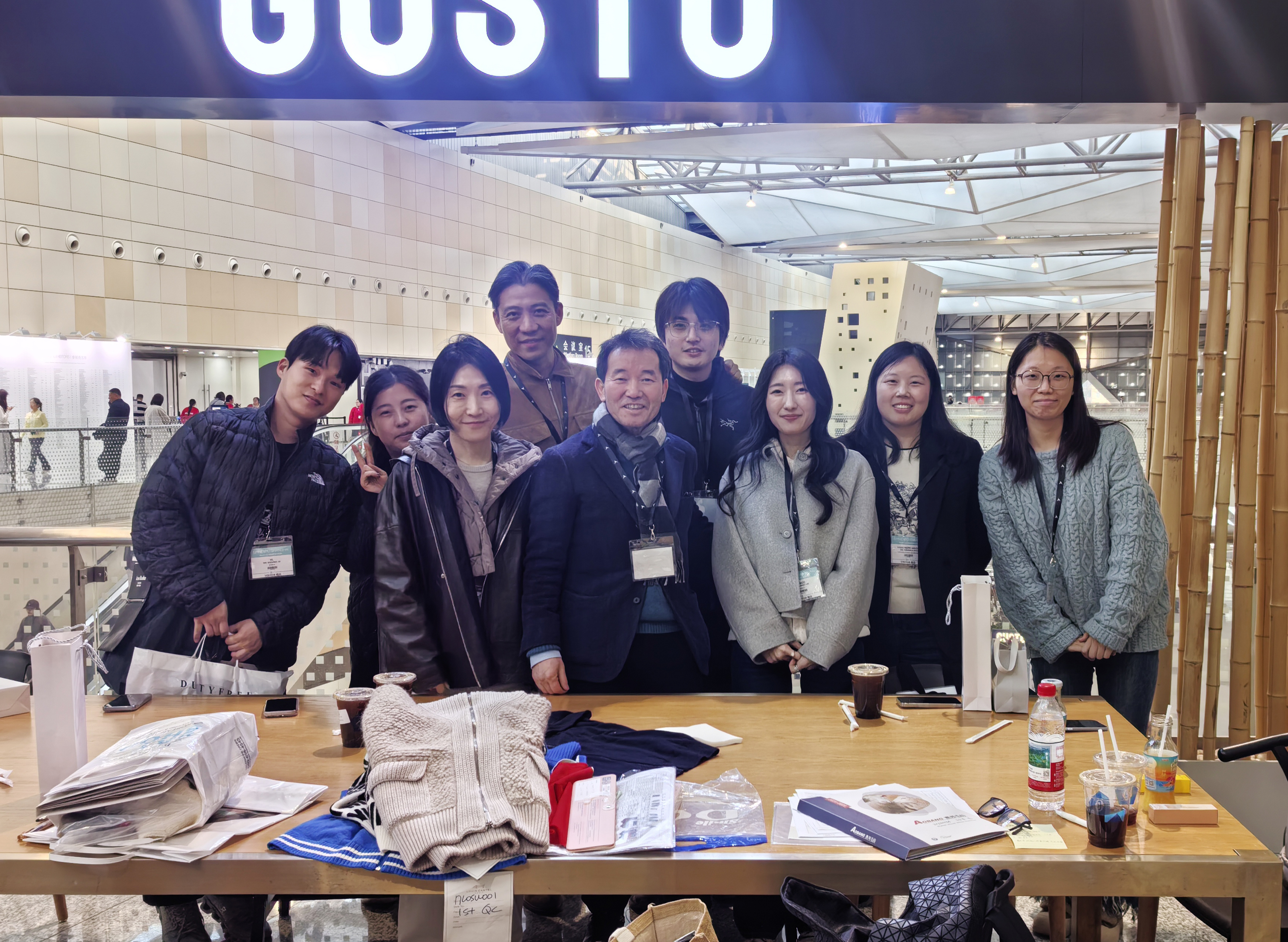 HHA Strengthen Cooperation with Korean Clients at the Shanghai Yarn Exhibition