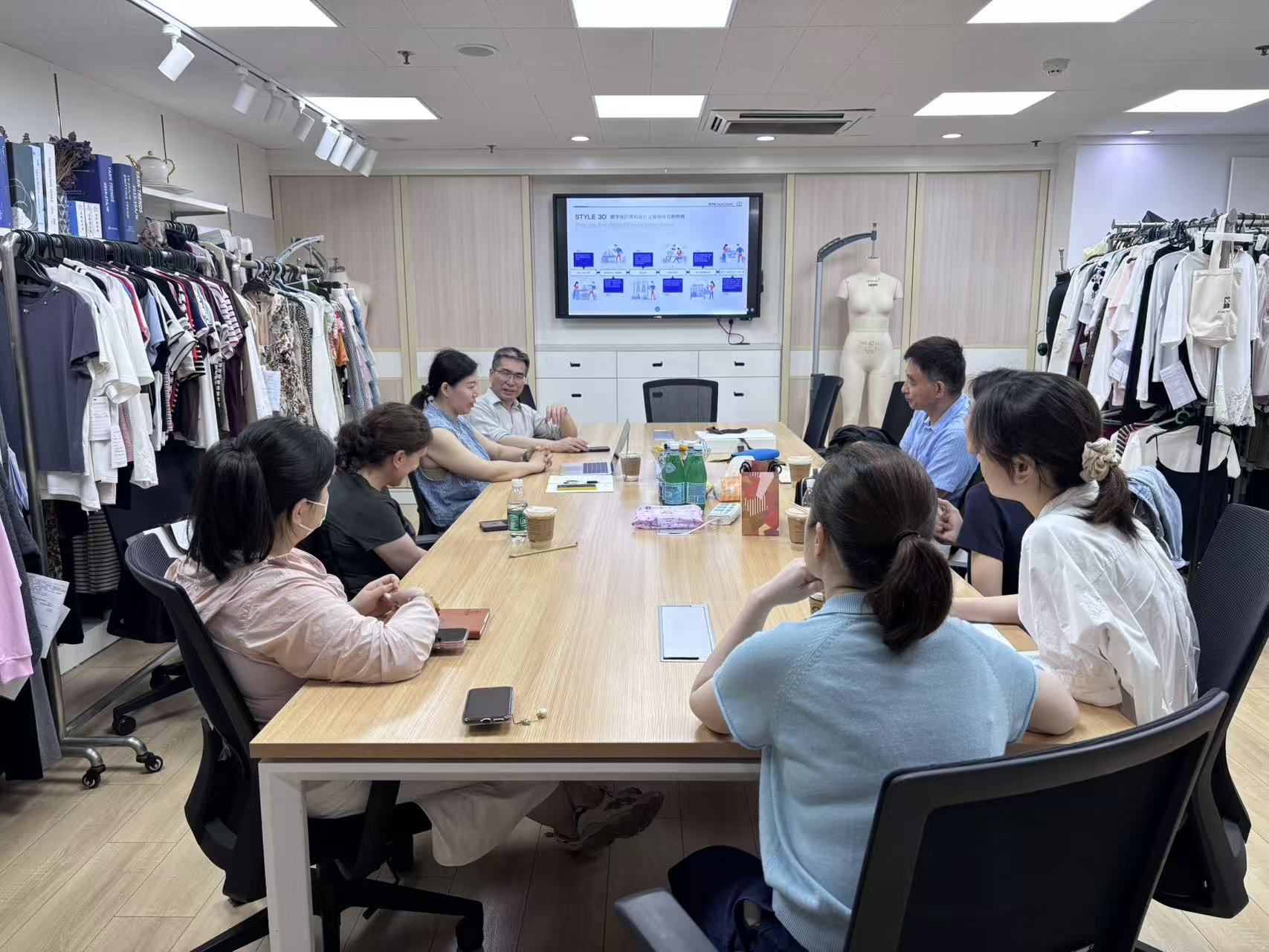 CORWIK Reinforces Collaboration with HHA Via Quality and R&D Exchange